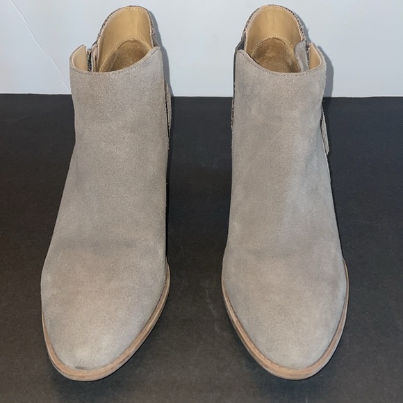 VIONIC Anne Ankle Boots Shoes Booties Suede Beige Snakeskin Print Side Zip - Picture 4 of 11